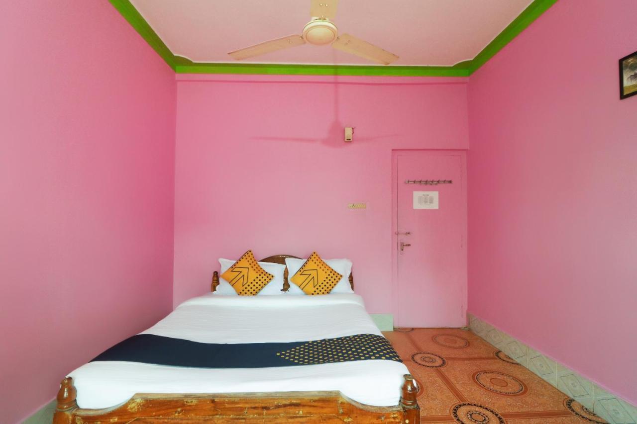 Spot On 65043 Hotel Kalinga Palace Kendrapara Екстер'єр фото